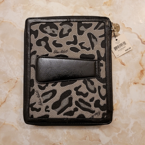 ☆4/$20☆ Tablet cases - Picture 5 of 6